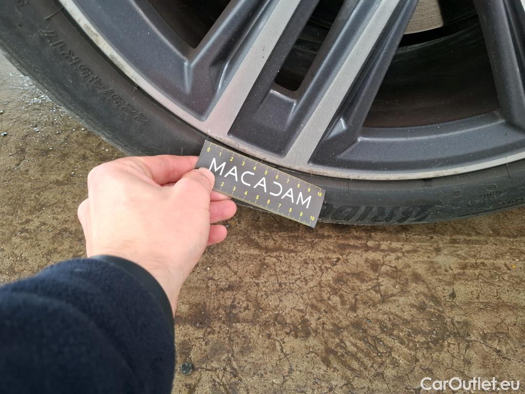  Bmw  Serie 1 Série 1 Berline 120 d xDrive Edition Sport 2.0 190CV BVA8 E6d #26