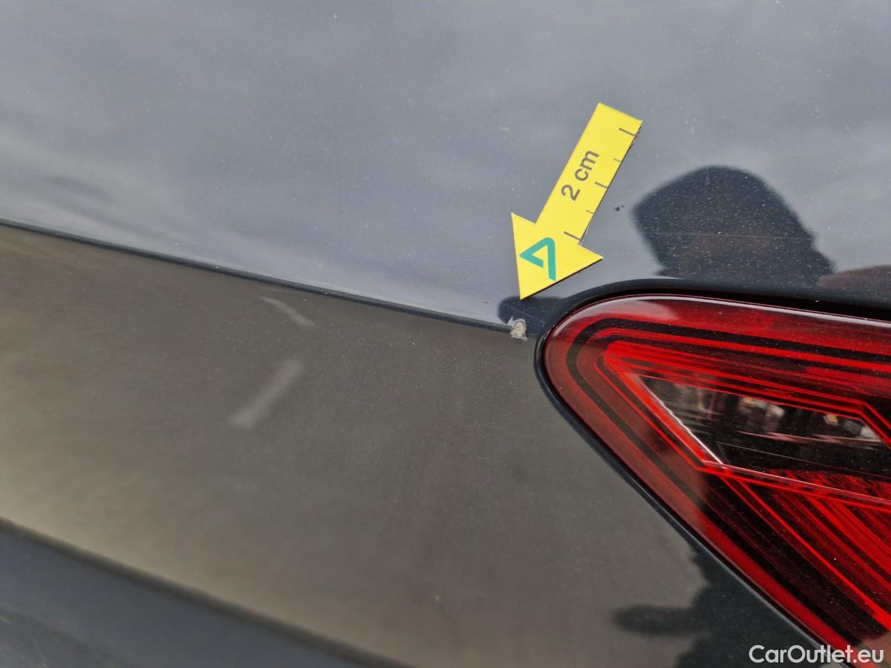  Volkswagen  Golf  Life 1.0 TSI #26