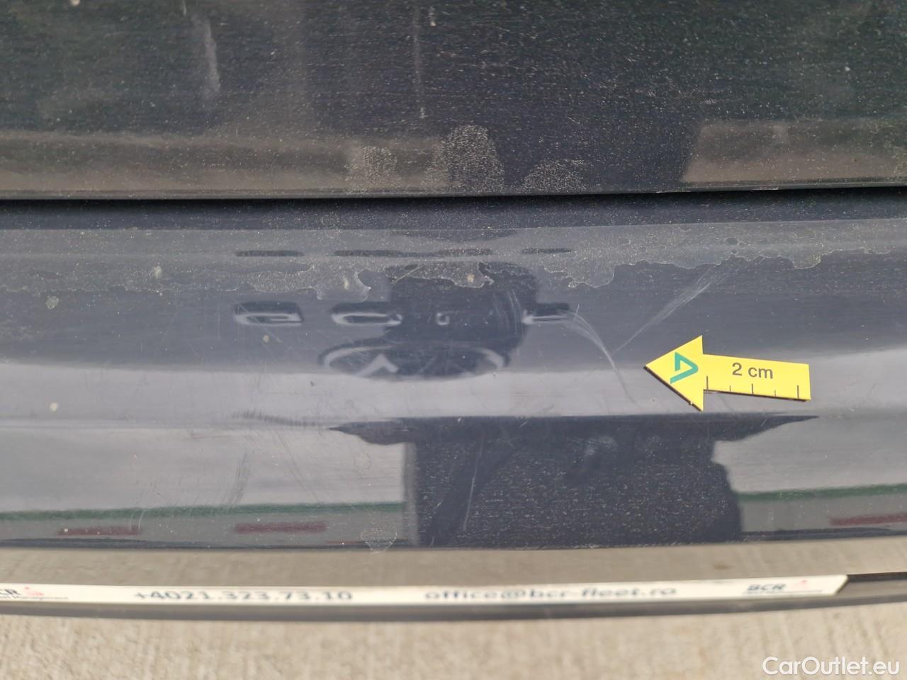  Volkswagen  Golf  Life 1.0 TSI #22