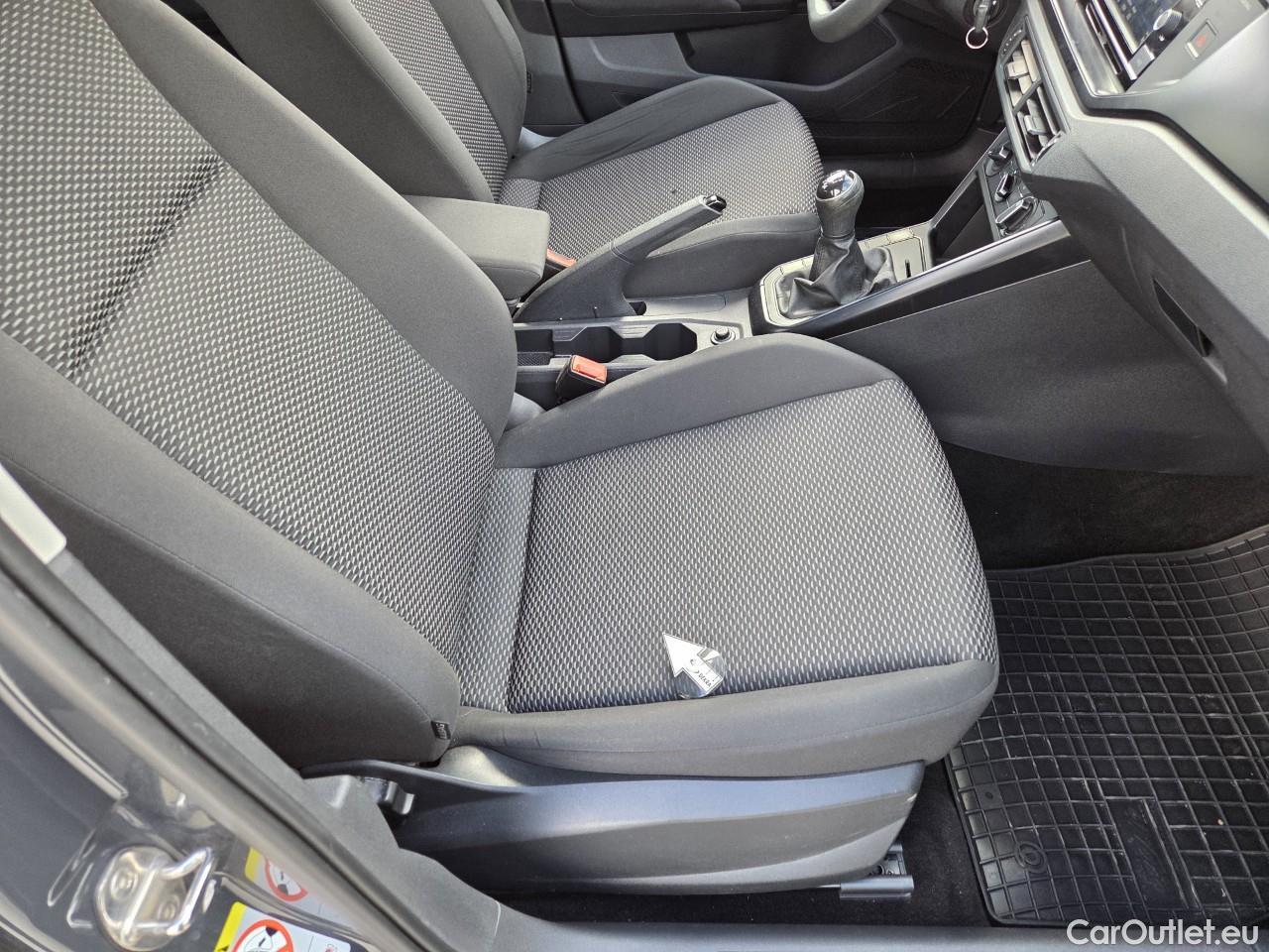  Volkswagen  Polo 1.0 80CP Trendline #42