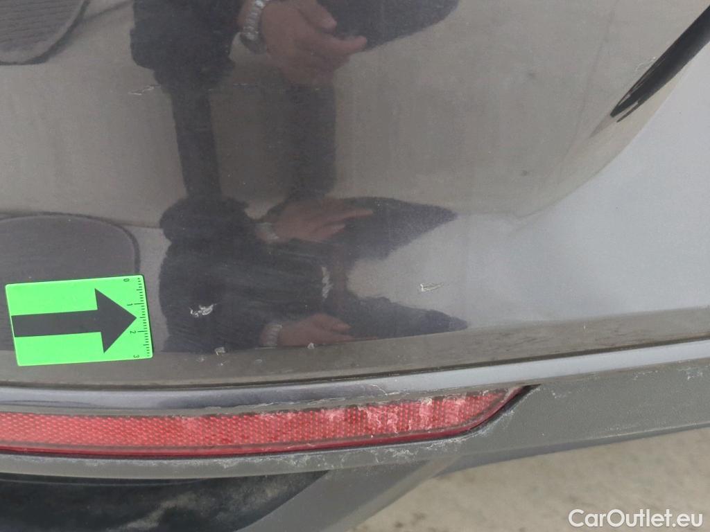  Volkswagen  Passat Comfortline 2.0 TDI DSG 150 CP #4