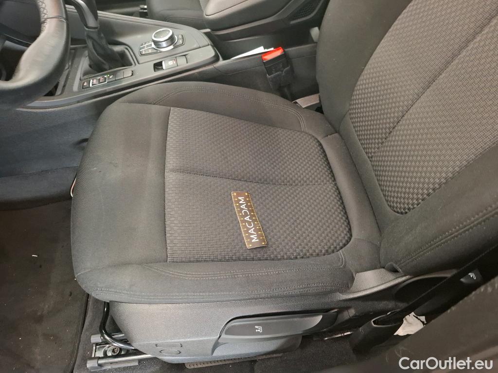  Bmw  X1 BMW  / 2019 / 5P / SUV sDrive16d Business Design #9