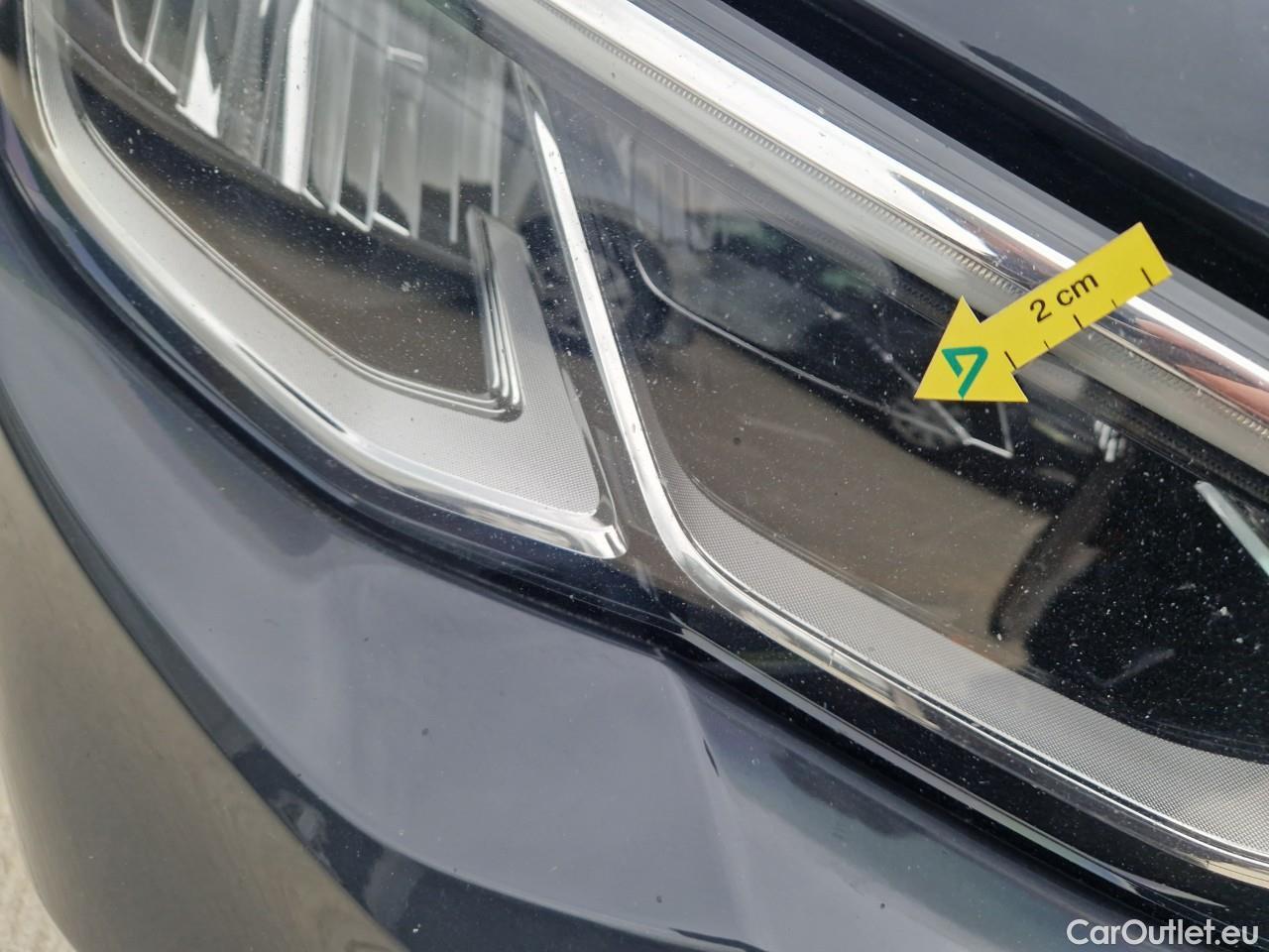  Volkswagen  Golf  Life 1.0 TSI #9