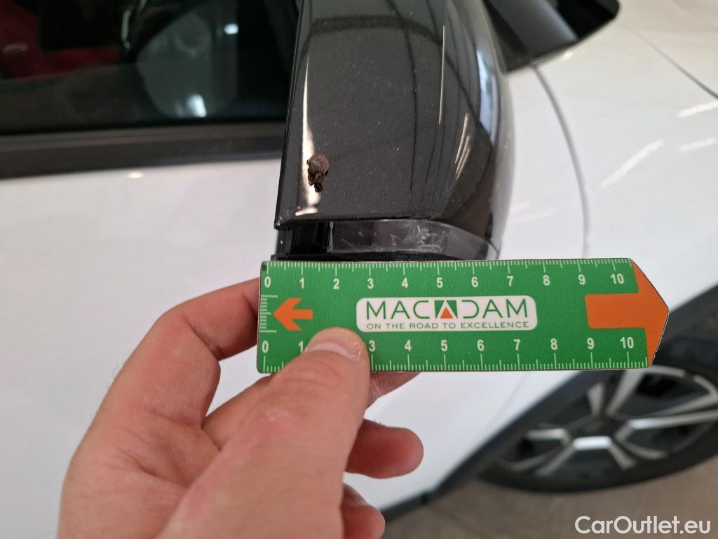  Citroen  C4 CITROEN  / 2020 / 5P / Berline BlueHDi 110 BVM6 Live Pack Business (Ex 655K) #32