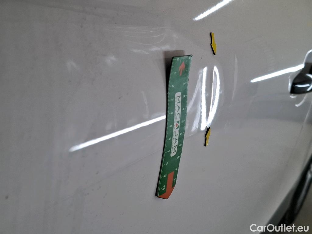  Citroen  C4 CITROEN  / 2020 / 5P / Berline BlueHDi 110 BVM6 Live Pack Business (Ex 655K) #10