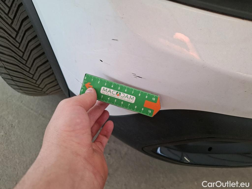  Citroen  C4 CITROEN  / 2020 / 5P / Berline BlueHDi 110 BVM6 Live Pack Business (Ex 655K) #24