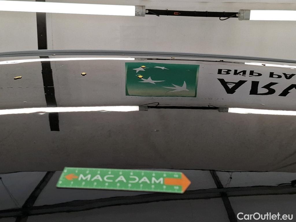  Ford  Kuga  Plug-In Hybrid Titanium 2.5 240CV BVA6 E6d #7