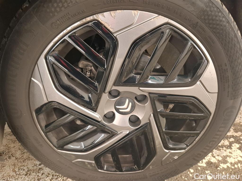  Citroen  C4 CITROEN  X / 2022 / 4P / Berline PureTech 130 S&S EAT8 Feel Pack #8