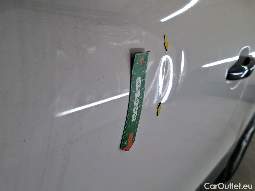  Citroen  C4 CITROEN  / 2020 / 5P / Berline BlueHDi 110 BVM6 Live Pack Business (Ex 655K) #8