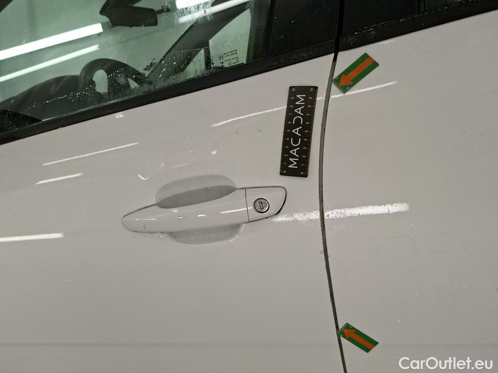  Citroen  C3 CITROEN  / 2020 / 5P / Berline PureTech 83 S&S BVM Feel Pack #40