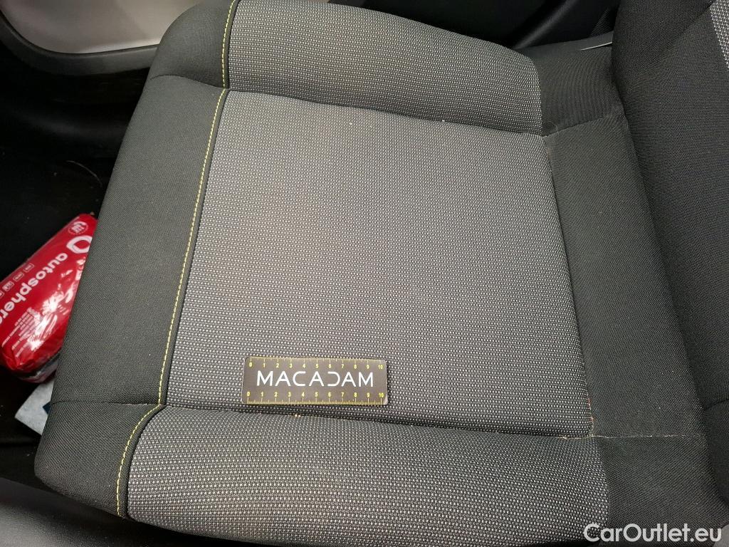  Citroen  C3  C-Series 1.5 BlueHDI 100CV BVM6 6E #5