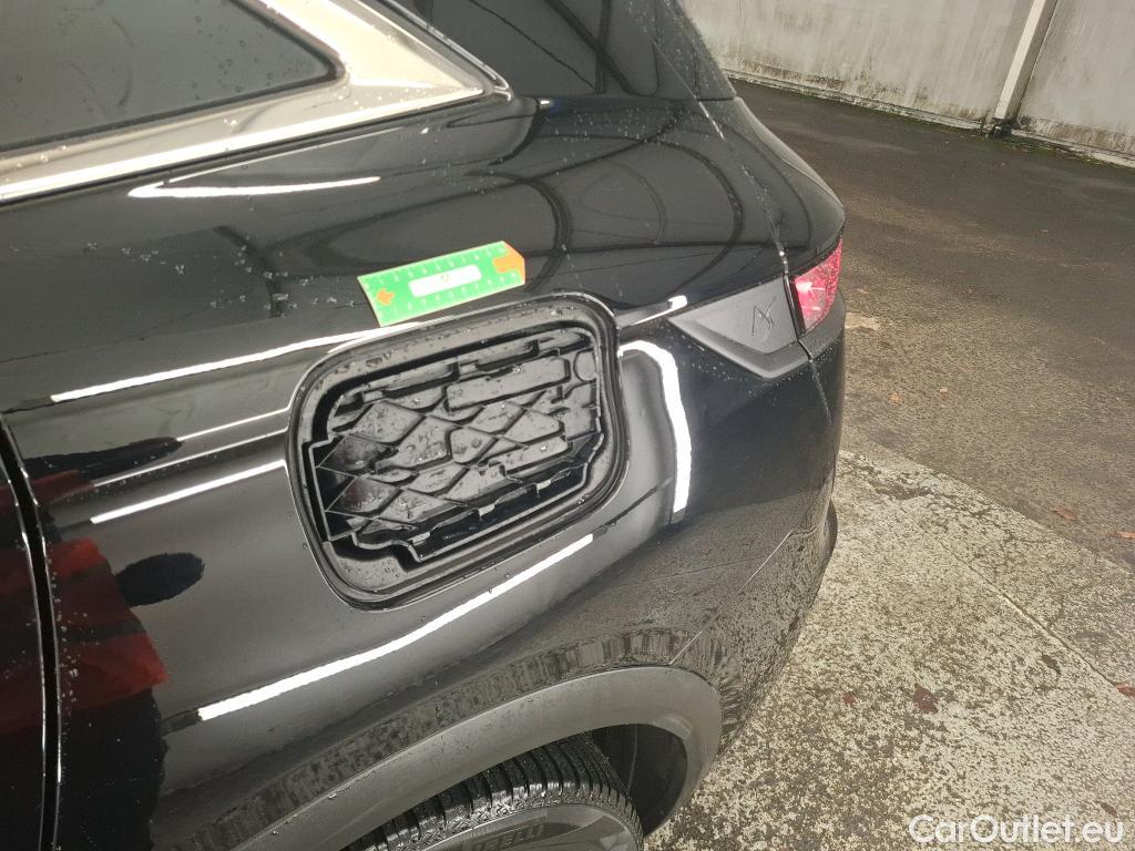  DS  DS7 DS DS 7 Crossback 2017 5P SUV ETENSE 225 PERFORMANCE Line #16