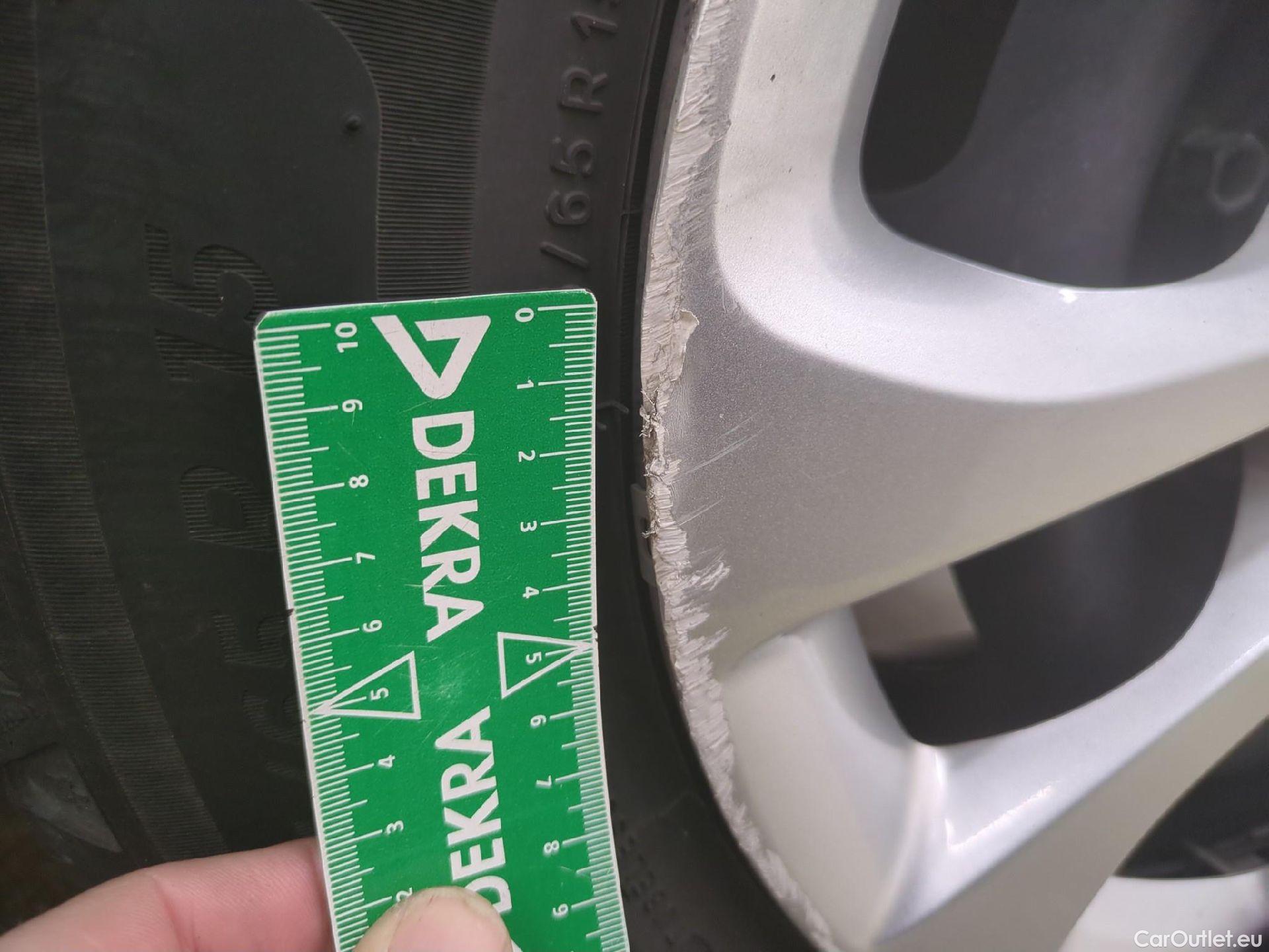  Citroen  C3  Feel Business 1.2 PureTech 80CV BVM5 E6dT #4