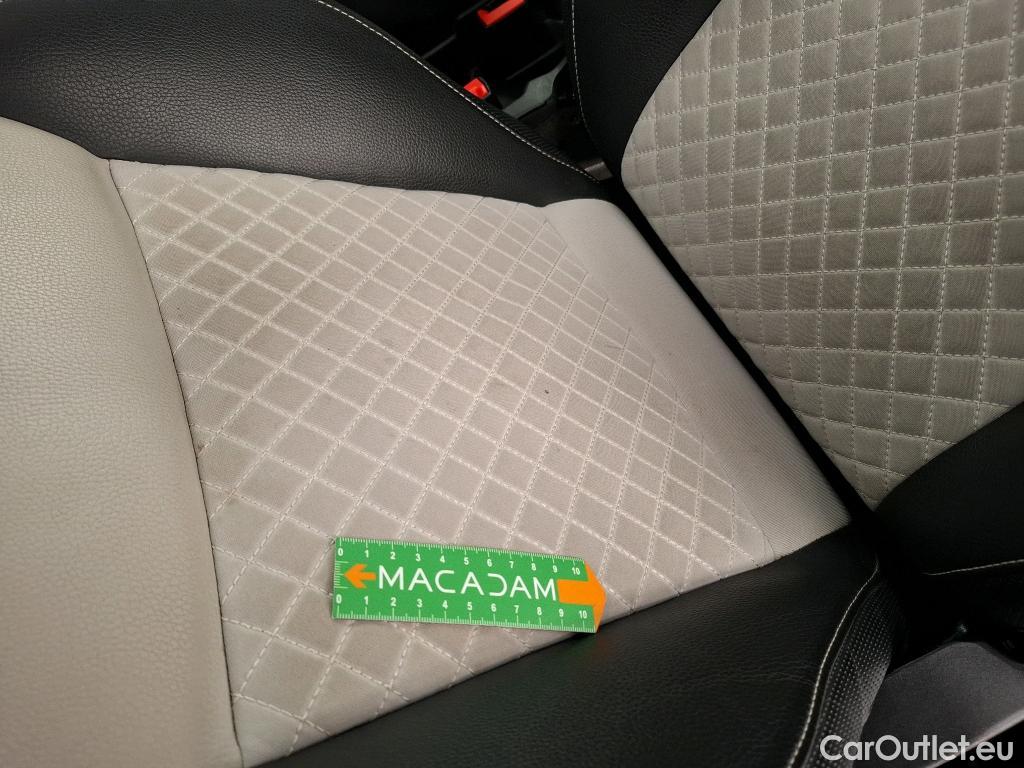  Fiat  500 FIAT  2015 3P Berline 10 70ch BSG Dolcevita #17