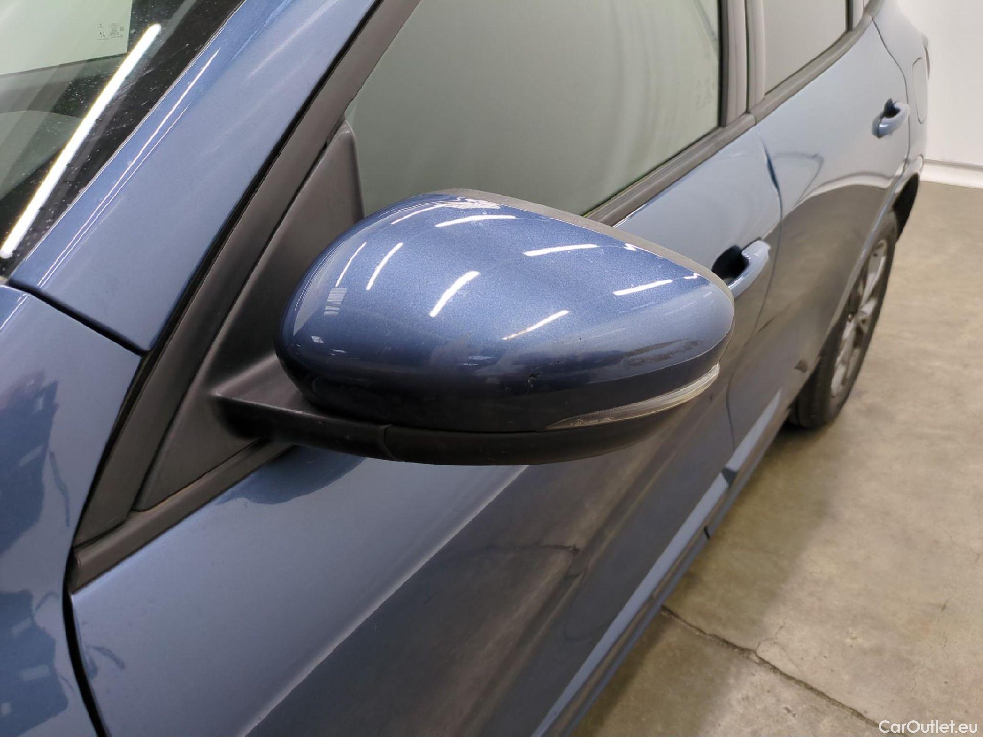  Ford  Kuga FORD  / 2019 / 5P / SUV 2.5 190 hybrid Flexifuel Pshift ST-Line #4