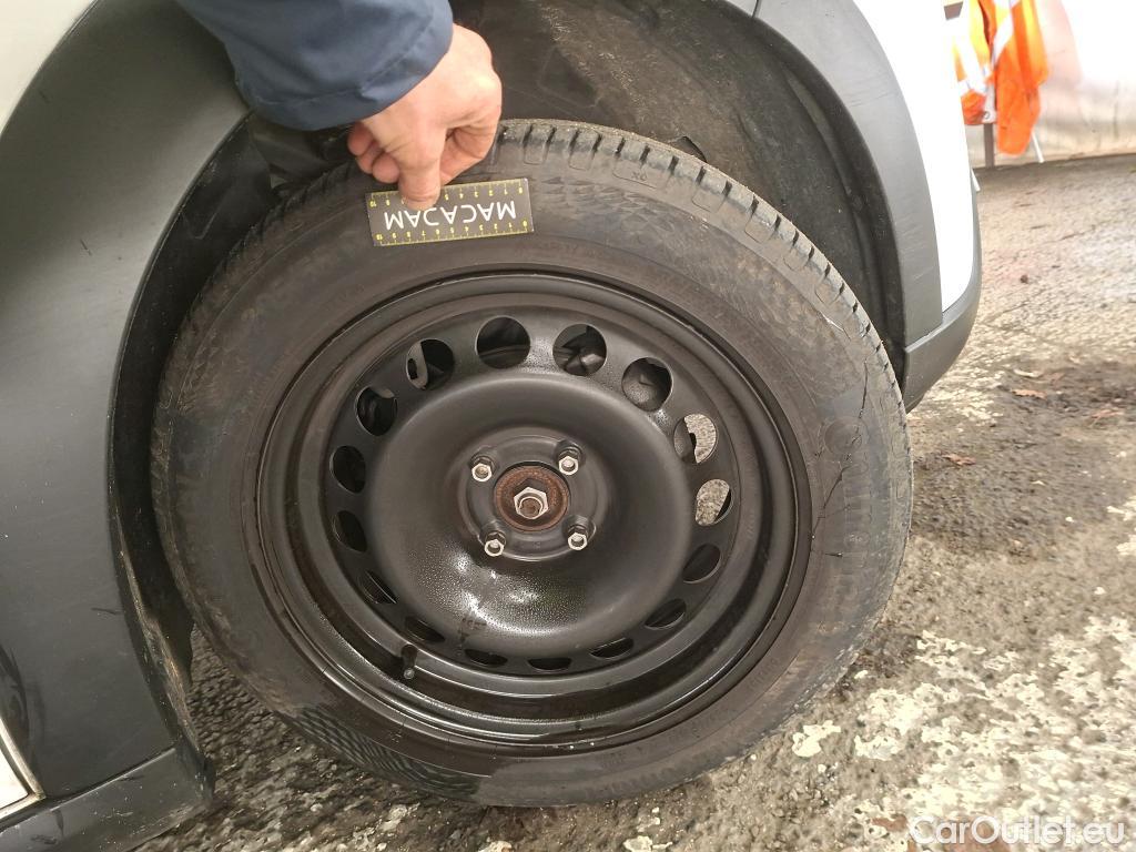  Citroen  C3 CITROEN  / 2020 / 5P / Berline PureTech 83 S&S BVM Feel Pack #25