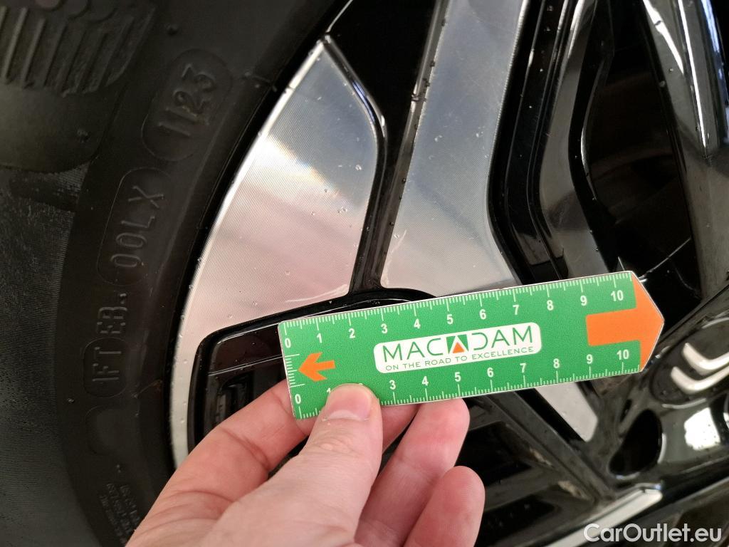  Citroen  C4  Berline Feel Pack 1.2 PureTech 130CV BVA8 6E #9