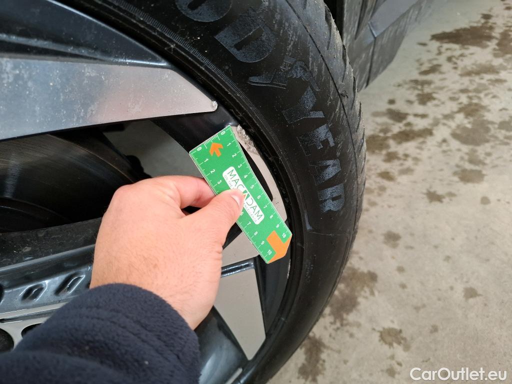  Hyundai  Tucson HYUNDAI  / 2020 / 5P / SUV 1.6 PHEV 265 HTRAC CREATIVE 4WD AUTO #35