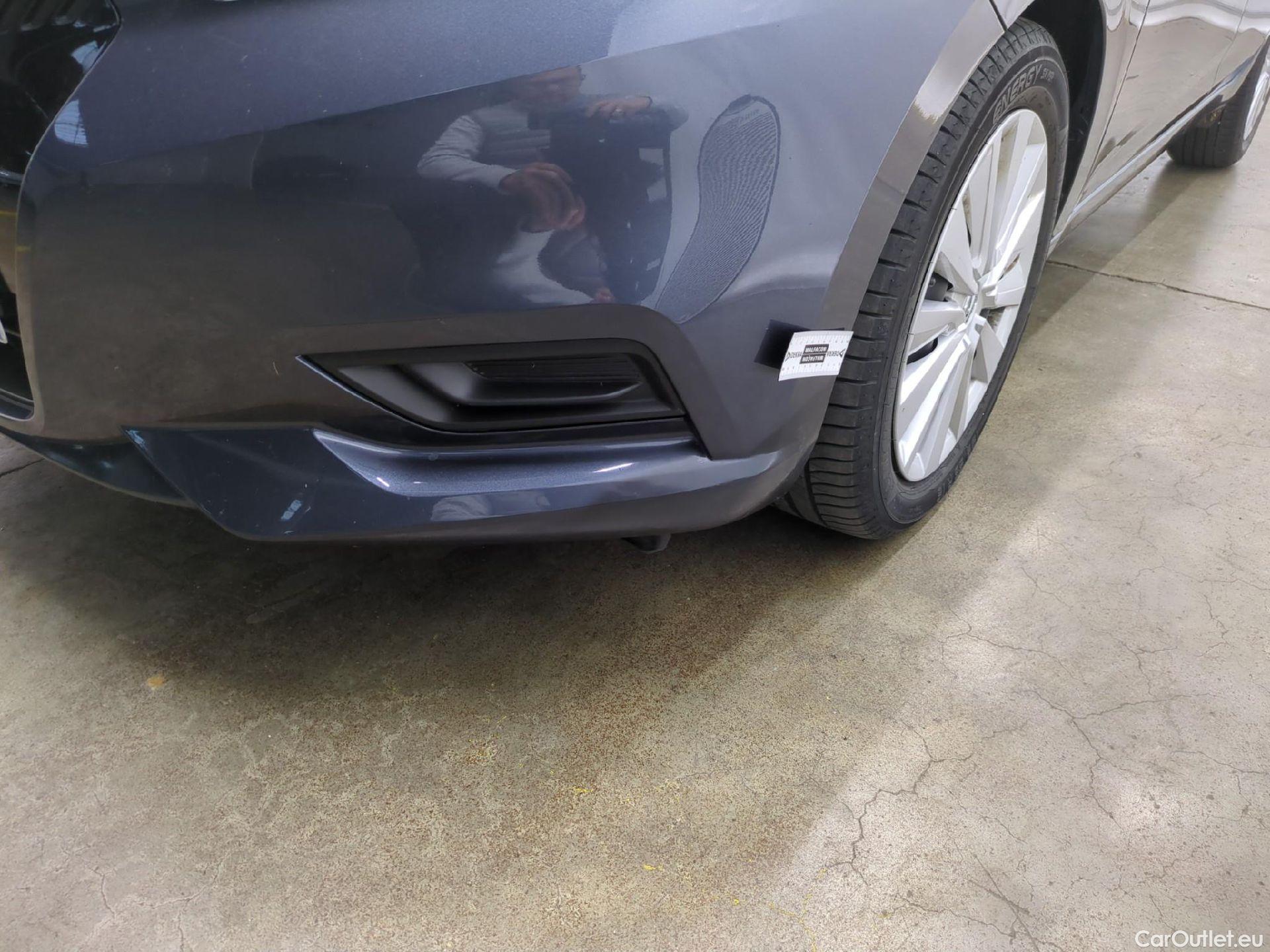  Nissan  Micra NISSAN  / 2016 / 5P / Berline IG-T 92 Business Edition #6