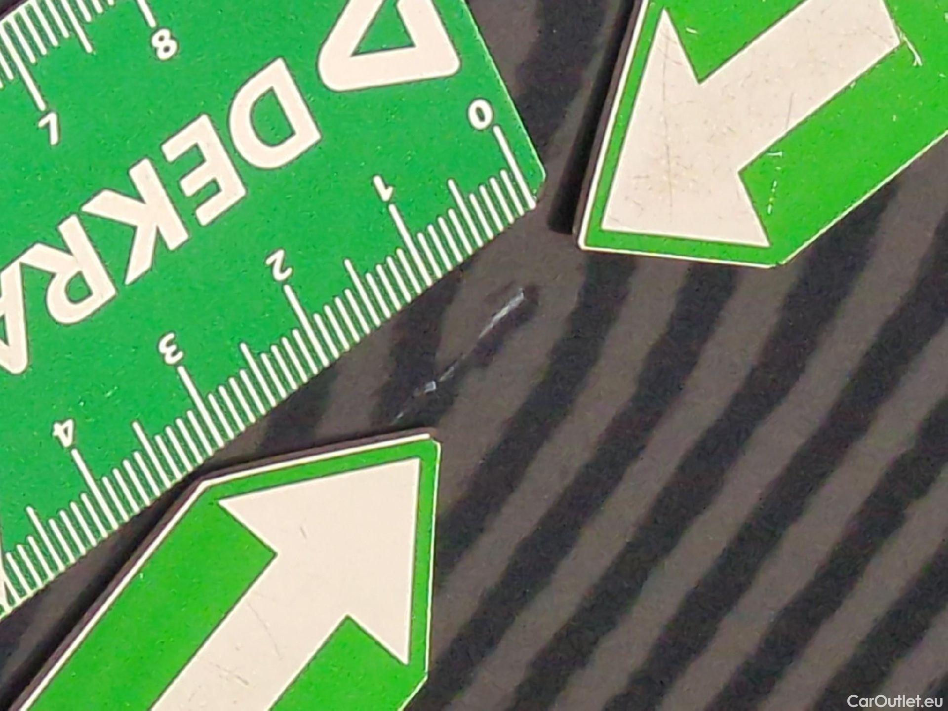  Nissan  Micra NISSAN  / 2016 / 5P / Berline IG-T 92 Business Edition #1