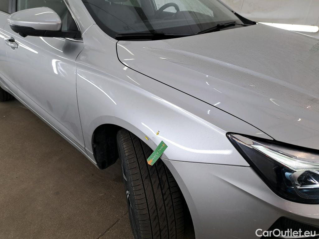  Land Rover  Discovery MG MG5 / 2022 / 5P / Break Luxury 61kWh #14