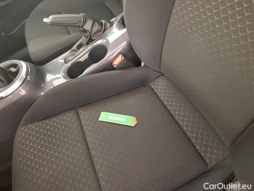  Nissan  Juke NISSAN  / 2019 / 5P / Crossover DIG-T 114 BVM6 Acenta #2