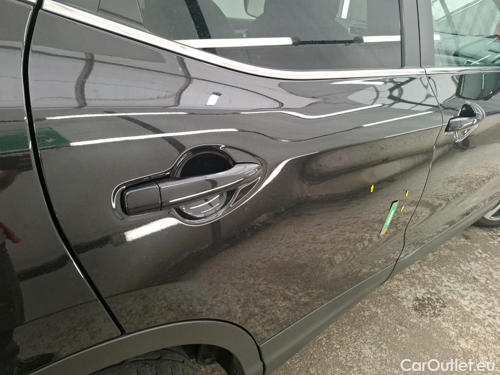  Nissan  Qashqai NISSAN  / 2017 / 5P / Crossover 1.3 DIG-T 160 DCT Tekna #8