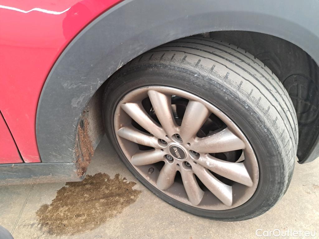  Mini  Mini   / 2014 / 5P / Berline Cooper Edition Greenwich 136 ch #17