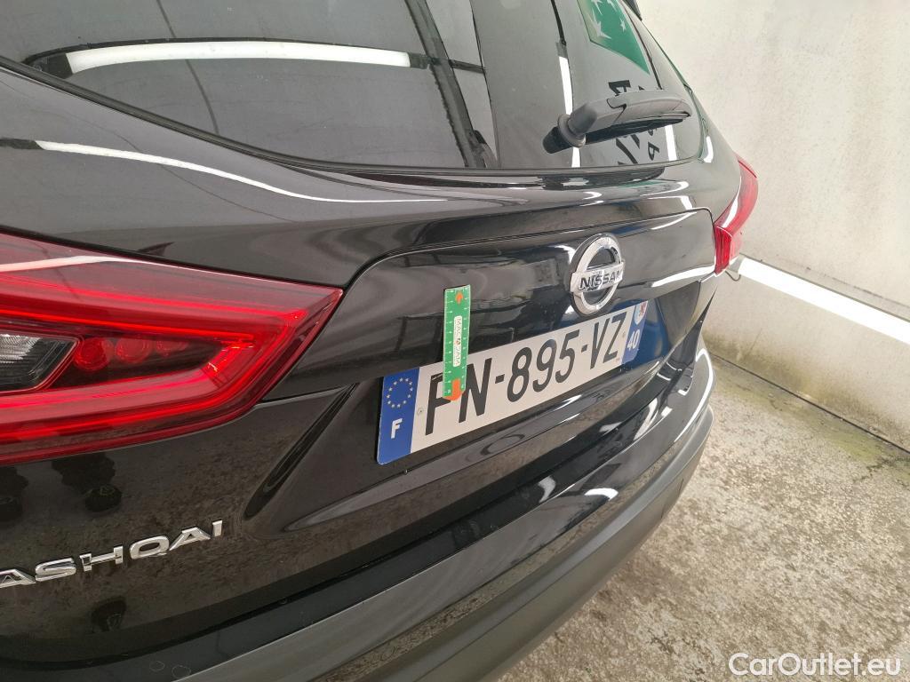  Nissan  Qashqai NISSAN  / 2017 / 5P / Crossover 1.3 DIG-T 160 DCT Tekna #1