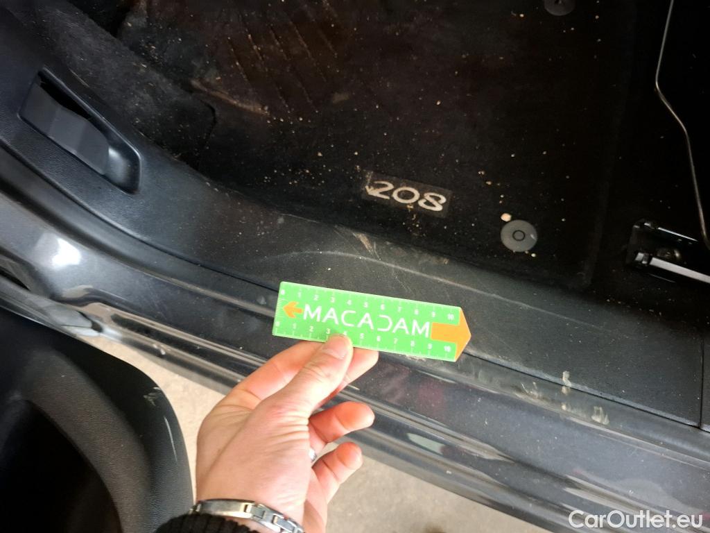  Peugeot  208  Allure Business 1.2 PureTech 110CV BVM6 E6dT #5