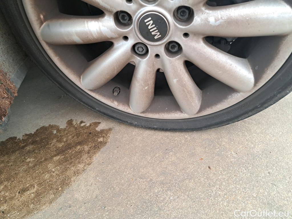  Mini  Mini   / 2014 / 5P / Berline Cooper Edition Greenwich 136 ch #48