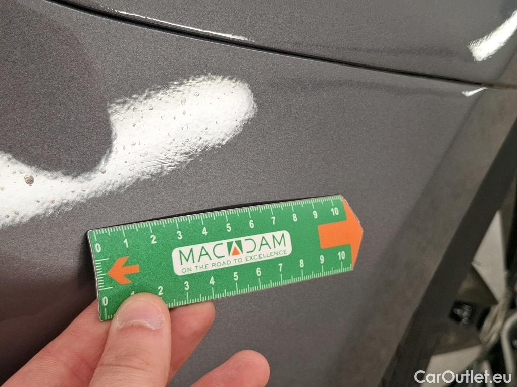  Mercedes  A-Klasse MERCEDES-BENZ Classe A Compact  2018  5P  Berline A 250 e Business Line 8GDCT #7