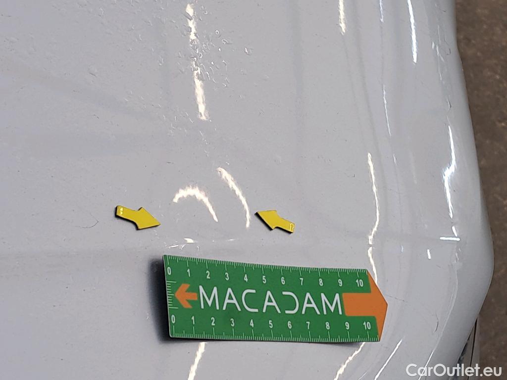  Land Rover  Discovery MG MG5 / 2022 / 5P / Break Luxury 61kWh #3