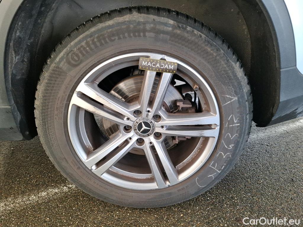  Mercedes  G-Klasee MERCEDES-BENZ GLC / 2019 / 5P / SUV 2.0 GLC 300 E BUSINESS LINE 4MATIC #1