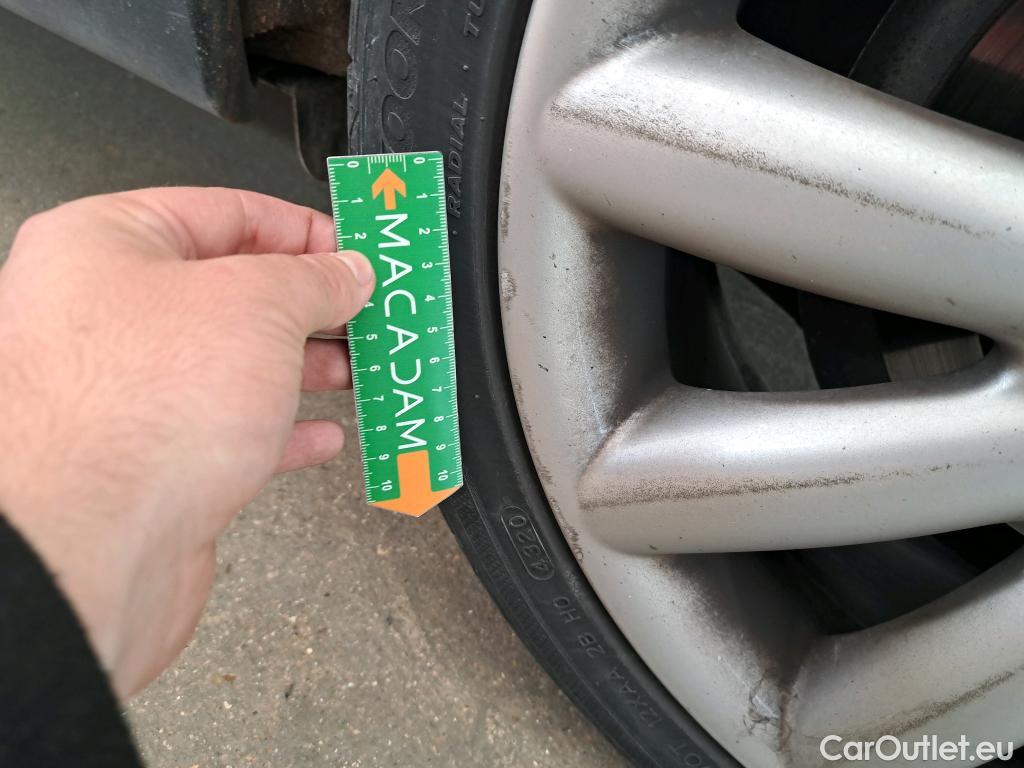  Mini  Mini   / 2014 / 5P / Berline Cooper Edition Greenwich 136 ch #34