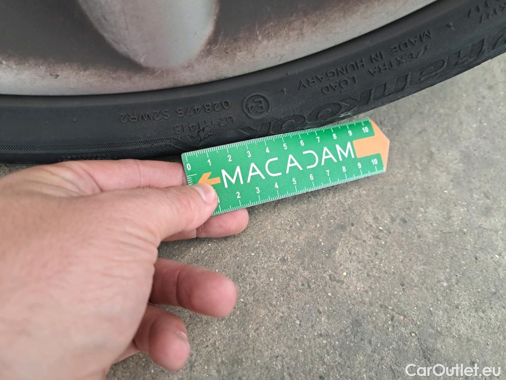  Mini  Mini   / 2014 / 5P / Berline Cooper Edition Greenwich 136 ch #23