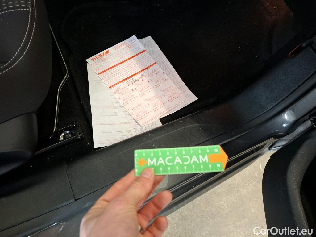  Peugeot  208  Allure Business 1.2 PureTech 110CV BVM6 E6dT #19