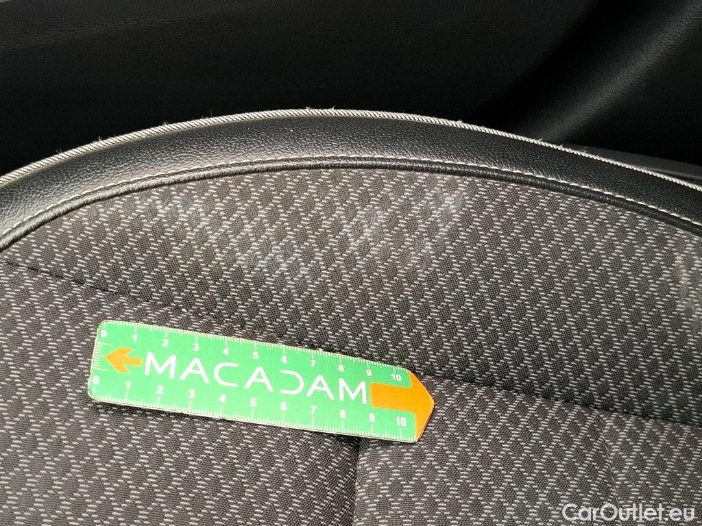  Renault  Arkana RENAULT  / 2021 / 5P / SUV Intens TCe 140 EDC -21B #34