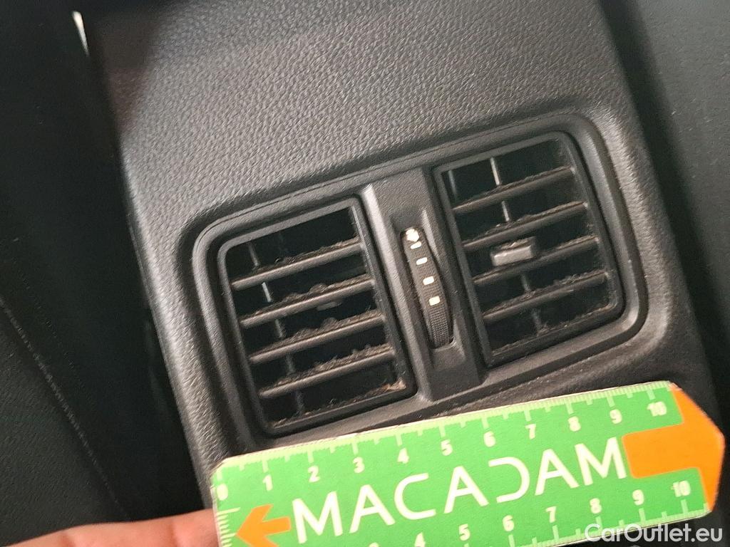  Renault  Arkana RENAULT  / 2021 / 5P / SUV Intens TCe 140 EDC -21B #14