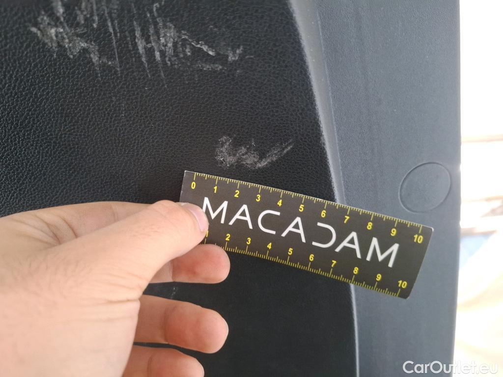  Renault  Captur  II Business 1.5 dCi 115CV BVM6 E6dT #24