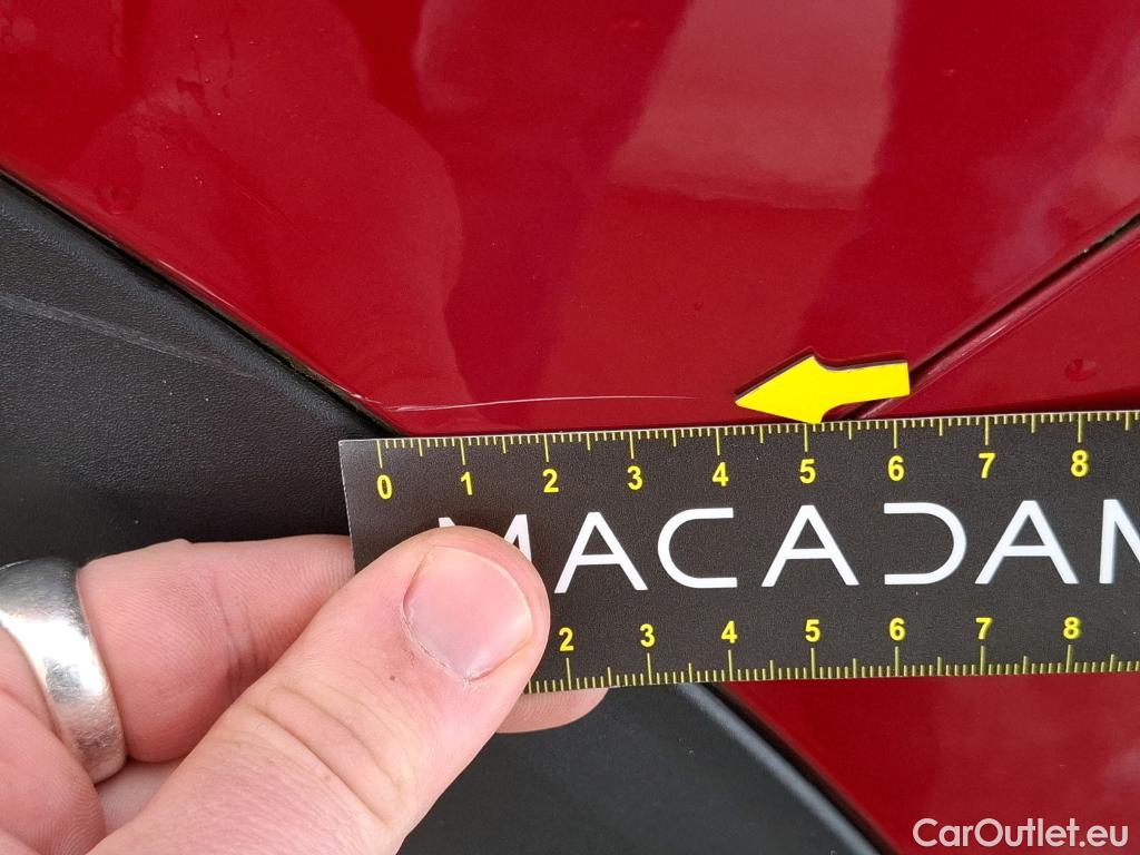  Peugeot  3008 PEUGEOT  / 2020 / 5P / SUV 1.6 HYBRID4 300 E-EAT8 GT #68