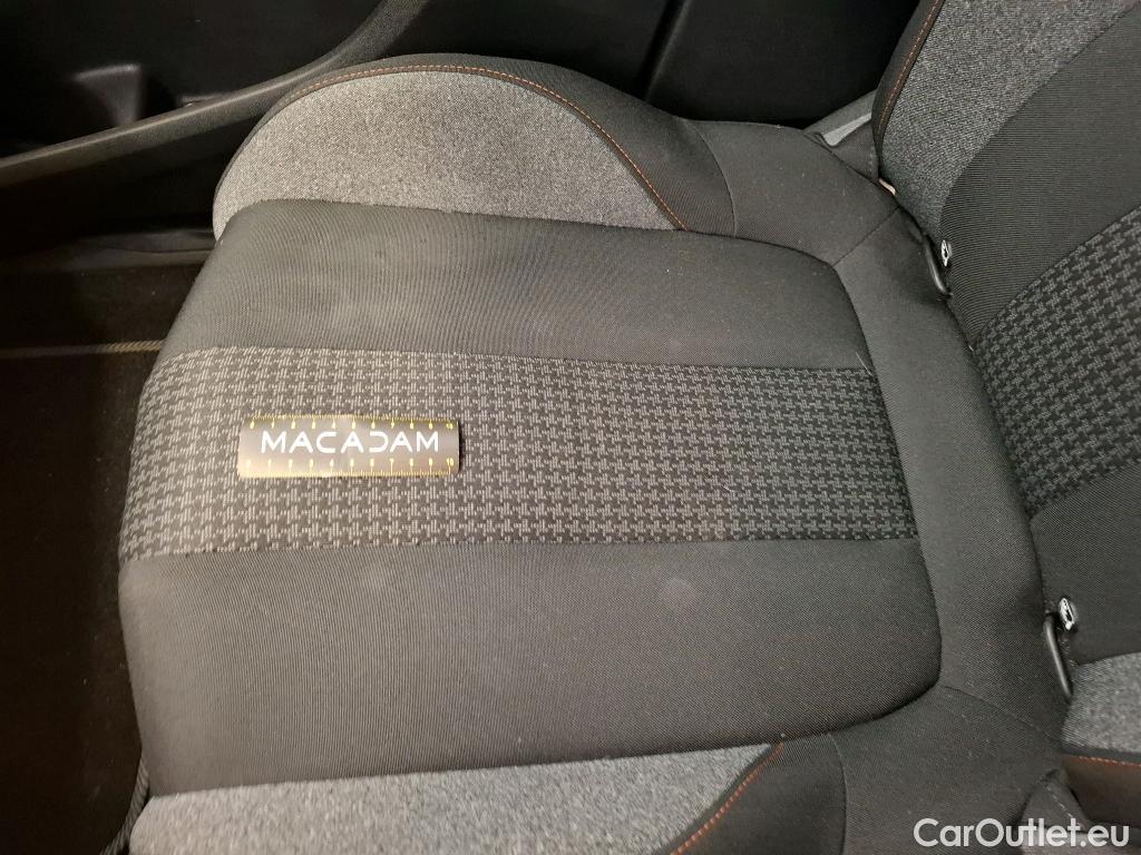  Peugeot  3008  Active Business 1.2 PureTech 130CV BVA8 E6d #10