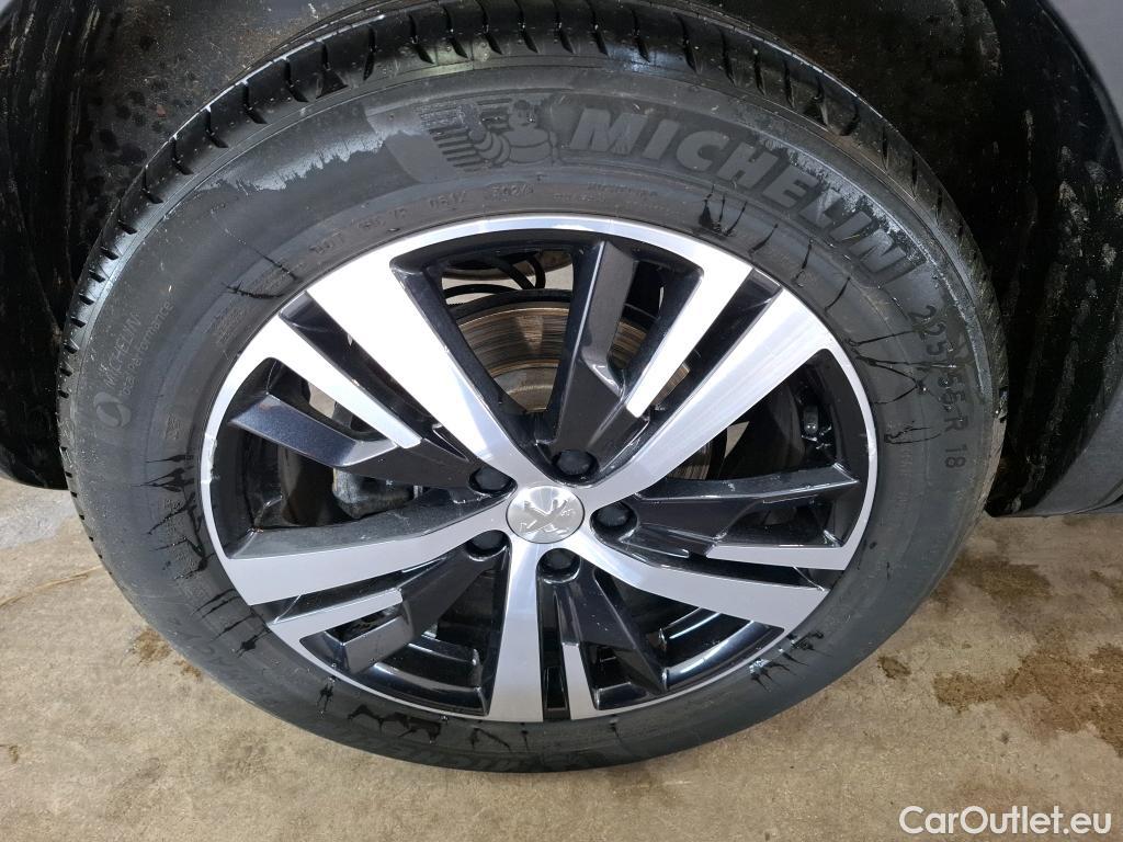  Peugeot  3008  Allure Business 1.2 PureTech 130CV BVM6 E6d #20