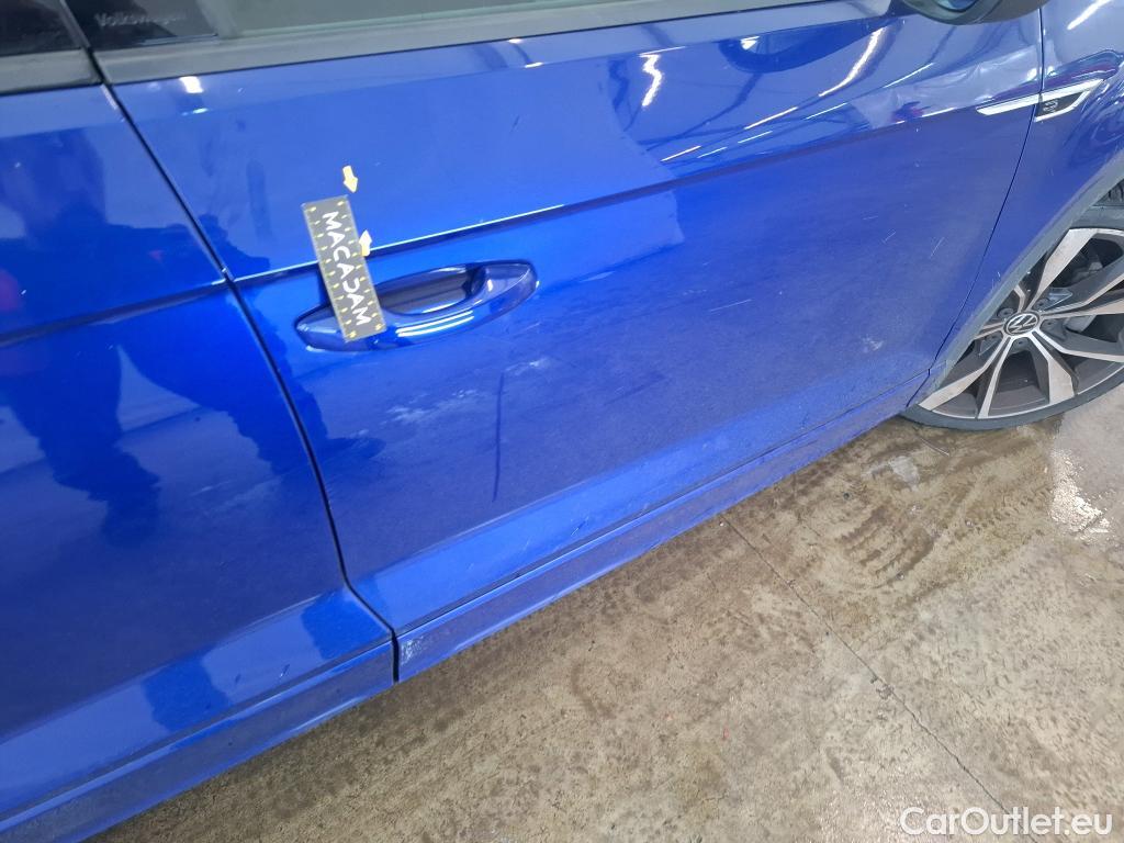  Volkswagen  T-ROC  R-Line 1.5 TSI 150CV BVA7 E6d #32