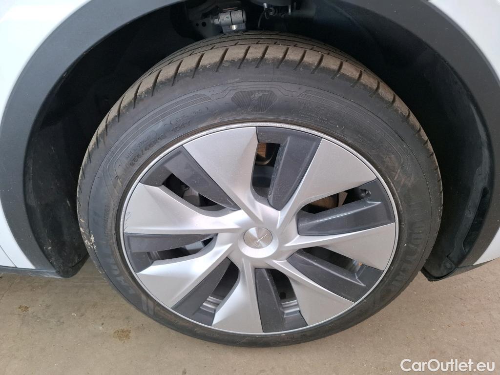  Tesla  Model Y TESLA   2021  5P  SUV RWD #28