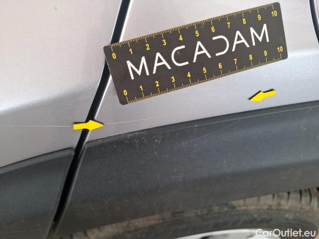  Toyota  Yaris Cross TOYOTA  Hybride / 2021 / 5P / SUV 1.5 HYBRID 116H DYNAMIC BUSINESS BEY AWD #47