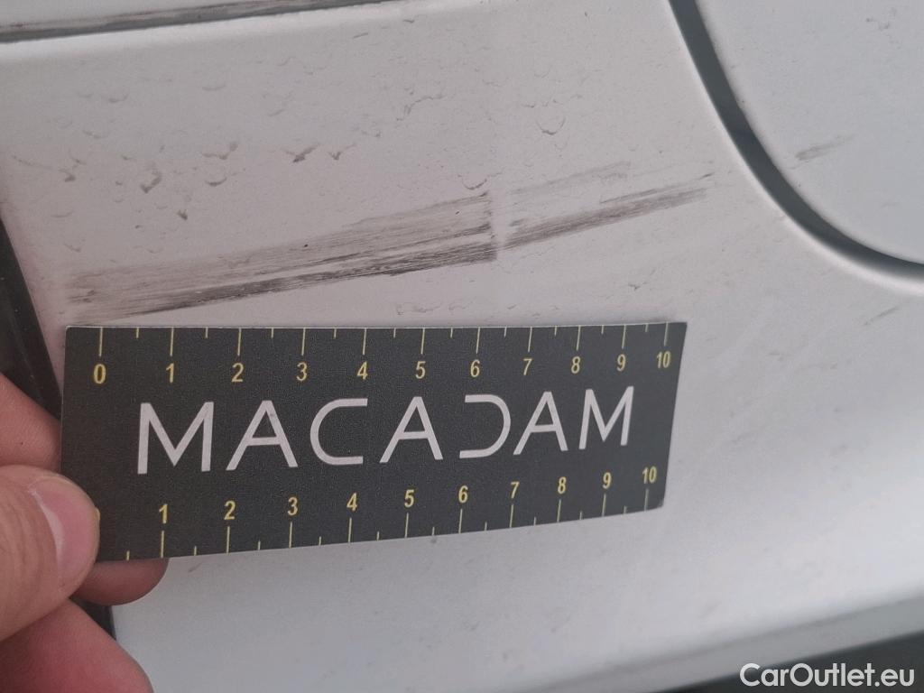  Toyota  Yaris TOYOTA  Hybride / 2019 / 5P / Berline Hybride 116h France Business #52