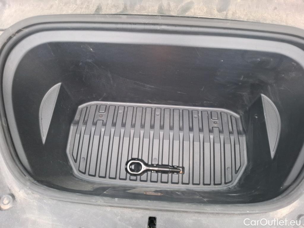  Tesla  Model Y TESLA   2021  5P  SUV RWD #1