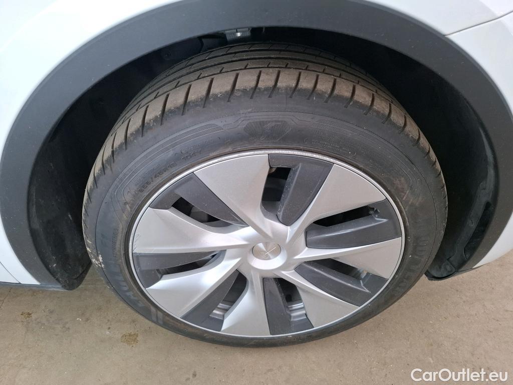  Tesla  Model Y TESLA   2021  5P  SUV RWD #19
