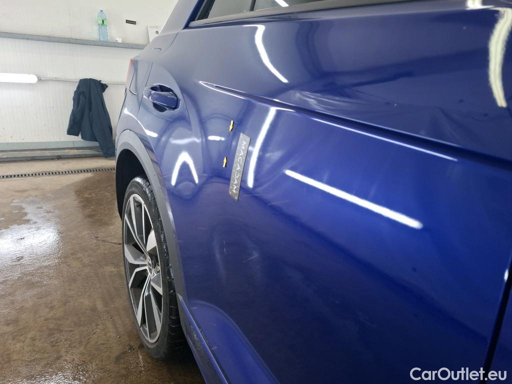  Volkswagen  T-ROC  R-Line 1.5 TSI 150CV BVA7 E6d #17